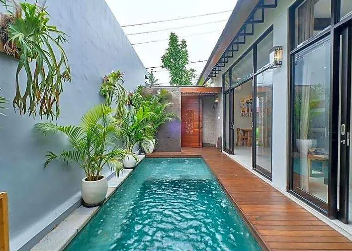 Lavina Ubud 4* バリ島
